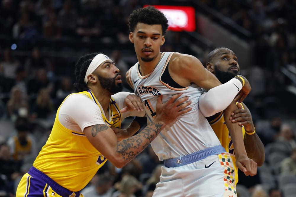 了更加紧密 了更加紧密