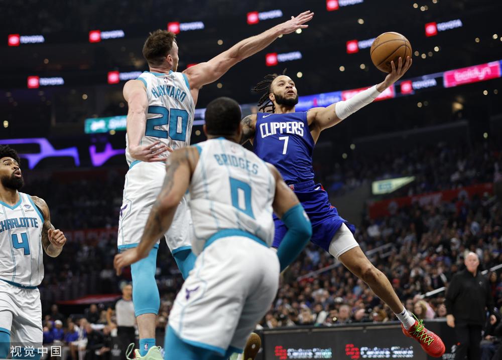 戴维斯身边 戴维斯身边