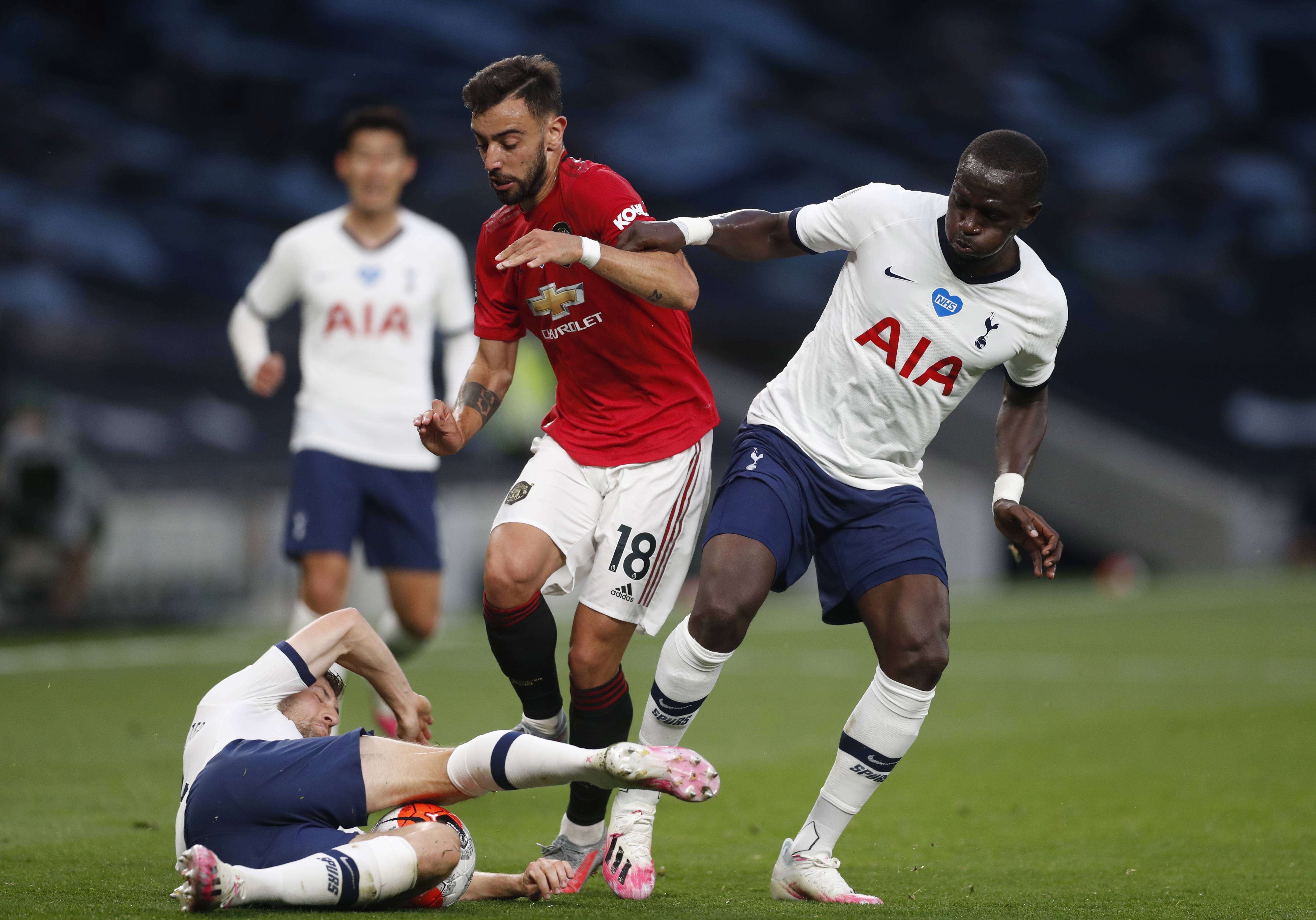 议中向裁判 议中向裁判